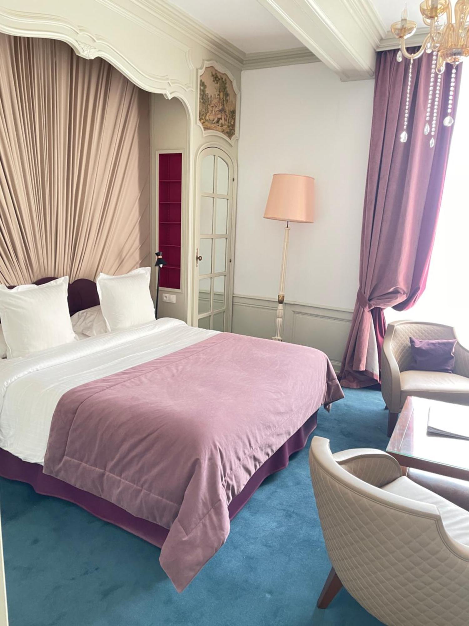 Hotel Victor Hugo بونتورسون المظهر الخارجي الصورة